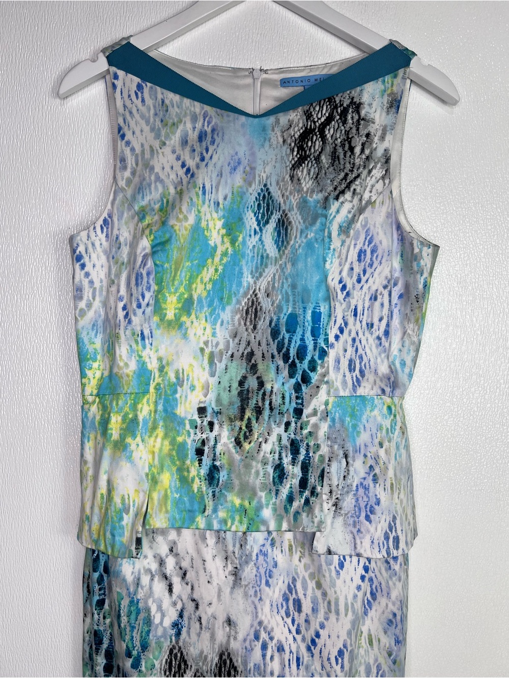 ANTONIO MELANI Sunny Fields Peplum Abstract Print Dress Fitted Silhouette Size 8 - Picture 3 of 13
